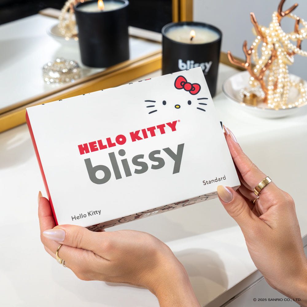 Blissy Hello Kitty- Queen Silk Pillowcase Detail –