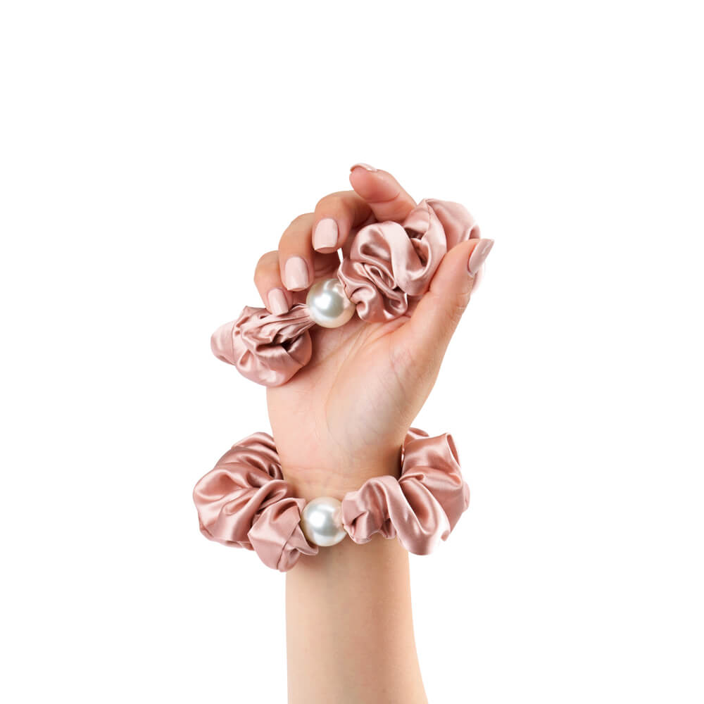 Blissy Rose Gold Blissy Pearl Scrunchies Lifestyle – Mulberry Silk