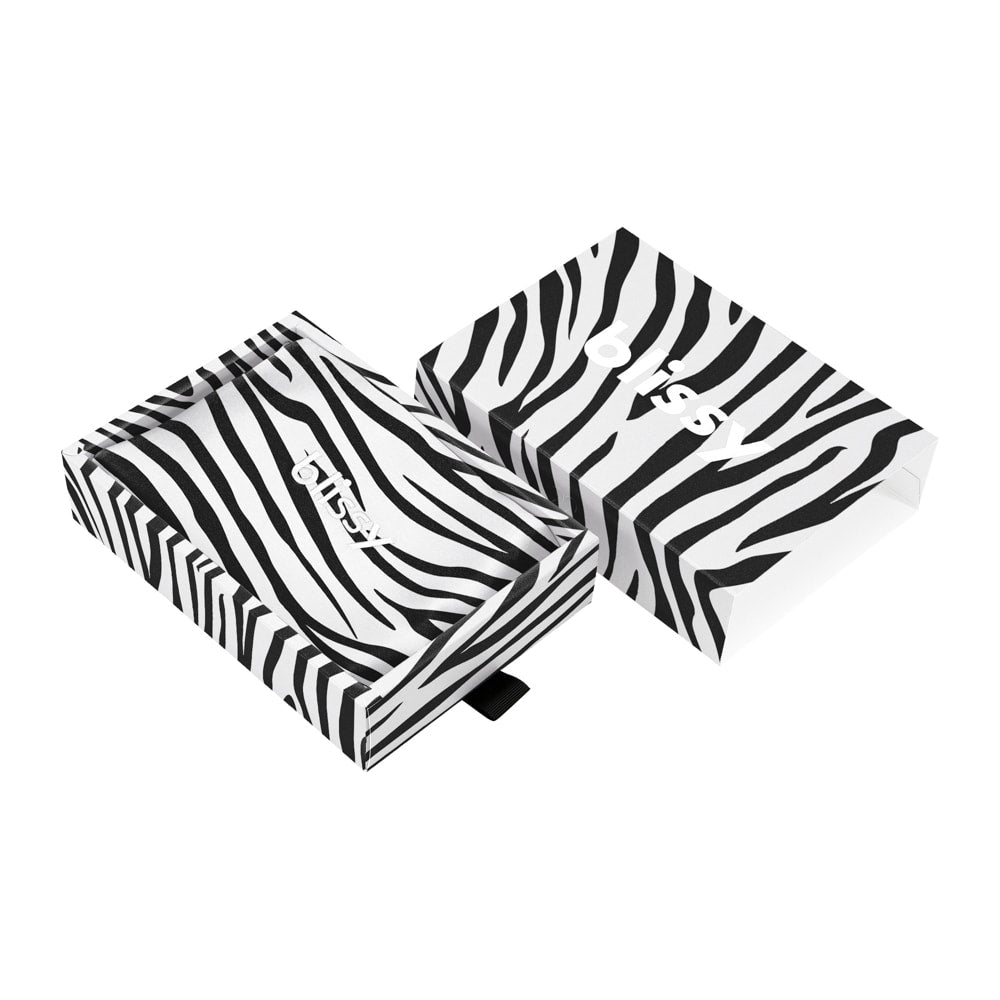 Blissy Queen Zebra Pillowcase Lifestyle – Mulberry Silk