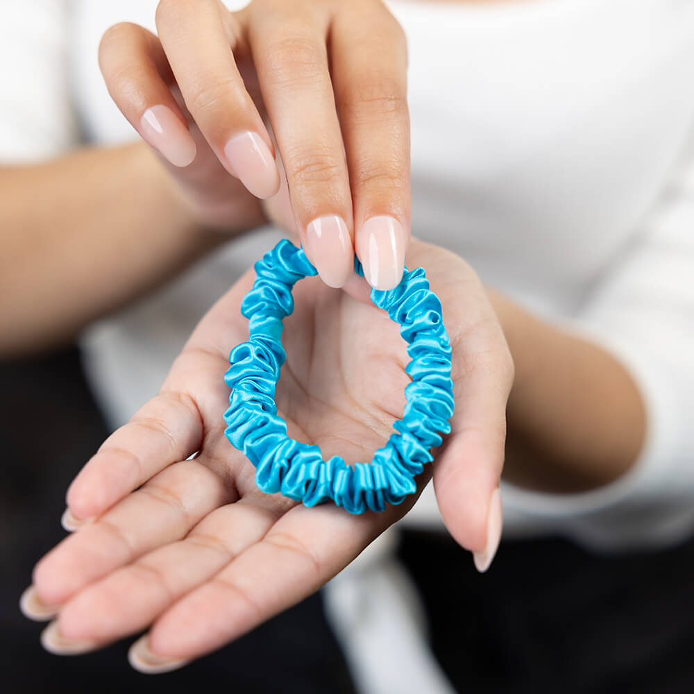 Blissy Mulberry Silk Blissy Skinny Scrunchies – Bahama Blue