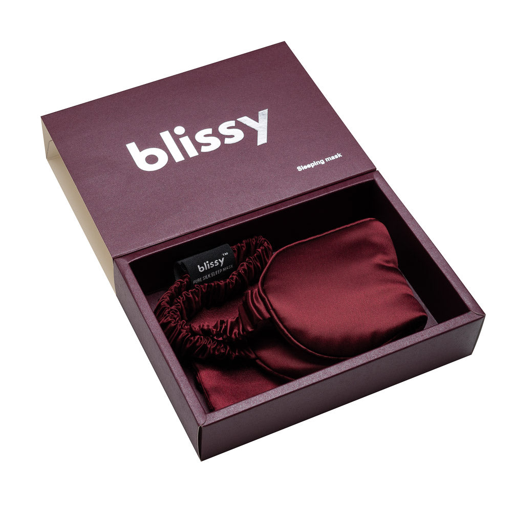 Blissy Burgundy Sleep Mask Lifestyle – Mulberry Silk