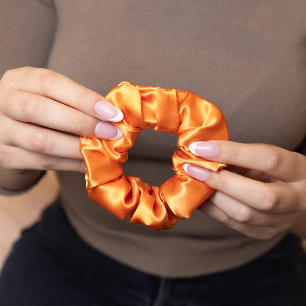 Blissy Coral Silk Blissy Scrunchies Detail –