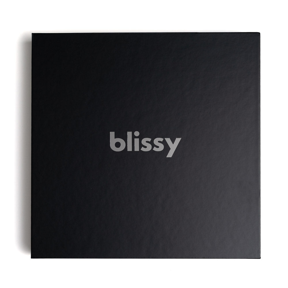 Blissy White Silk Blissy Dream Set Detail – King
