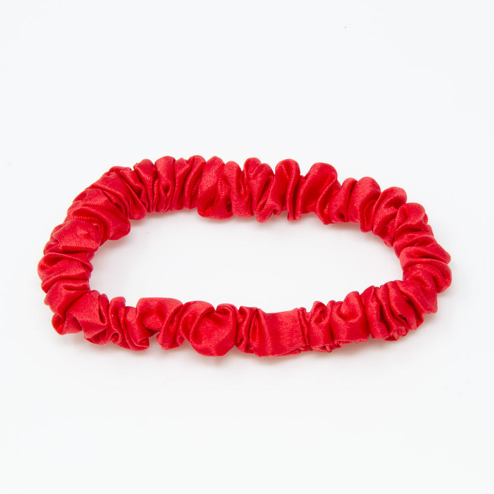 Blissy Red, White, Blue Blissy Skinny Scrunchies Lifestyle – Mulberry Silk