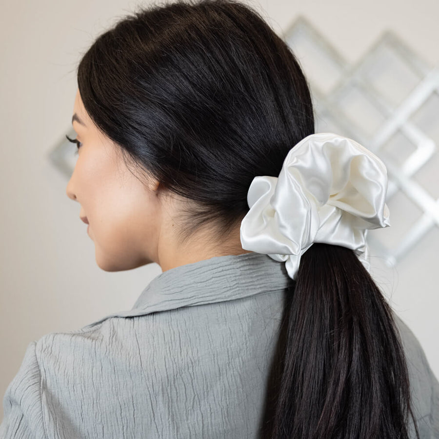 Blissy Mulberry Silk Blissy Oversized Scrunchie – White