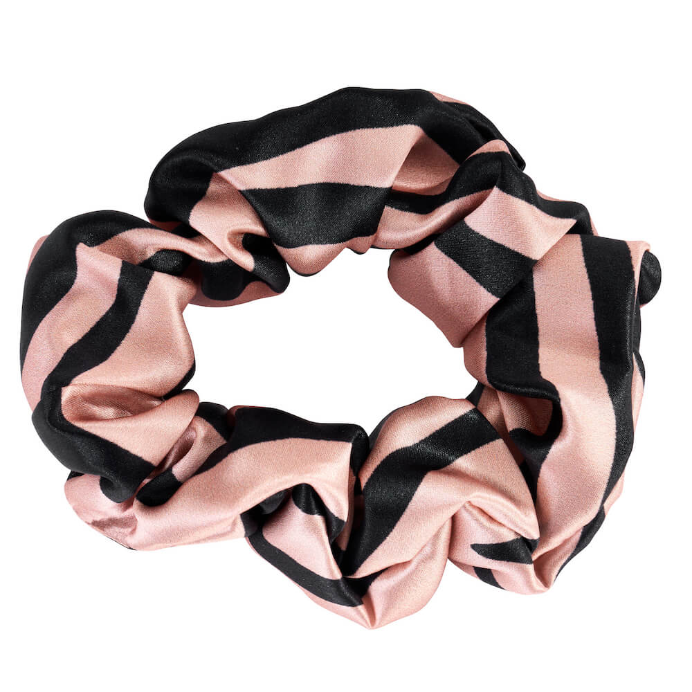 Tiger Blissy Scrunchies Close-Up – Blissy 22 Momme Silk